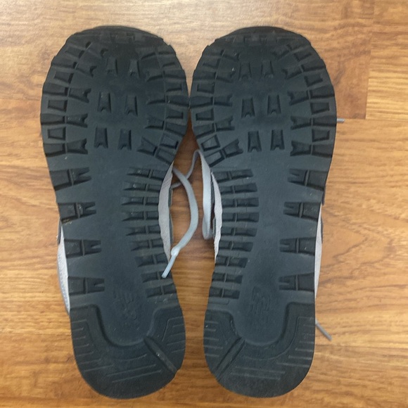 New Balance Suede 574 x Madewell sneakers in rain cloud/white - Picture 12 of 14